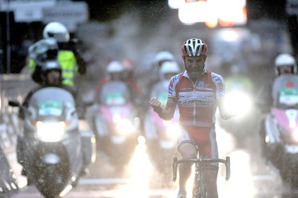 Joaquim Rodriguez (Katusha) pedals through the rain to victory