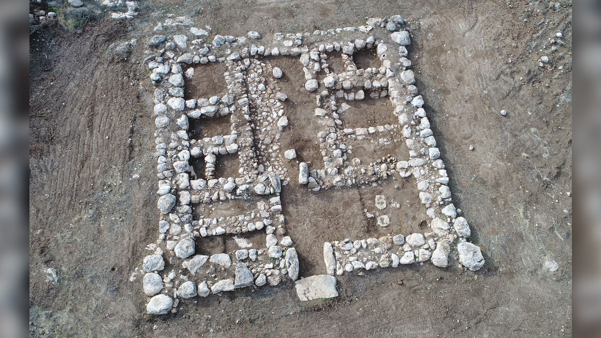 An aerial view of the fortress discovered in central Israel. Notice the rooms that lined its sides.