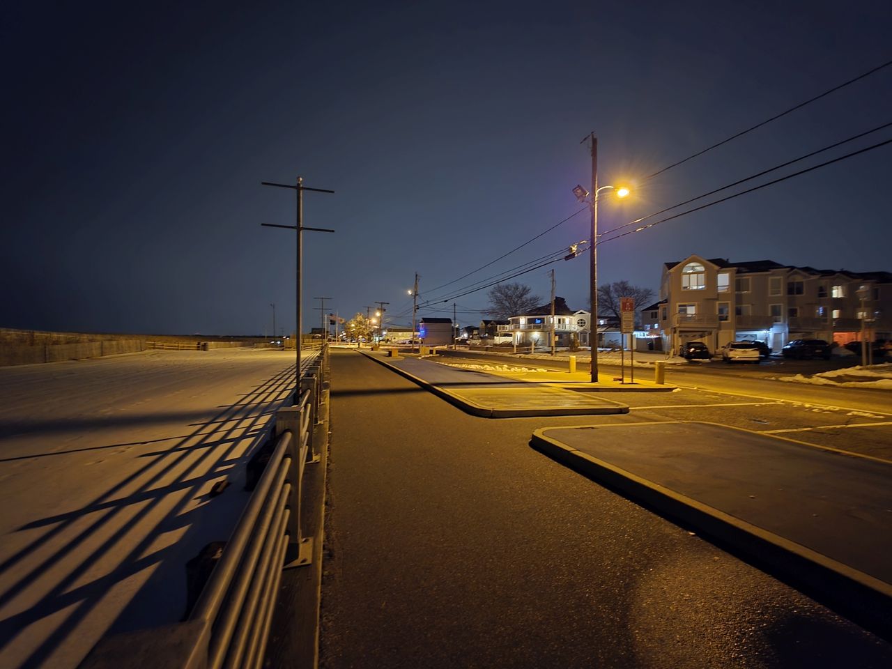 Samsung Galaxy S25 Ultra low light sample.