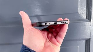 USB-C port with headphone jack on Moto G 5G 2025