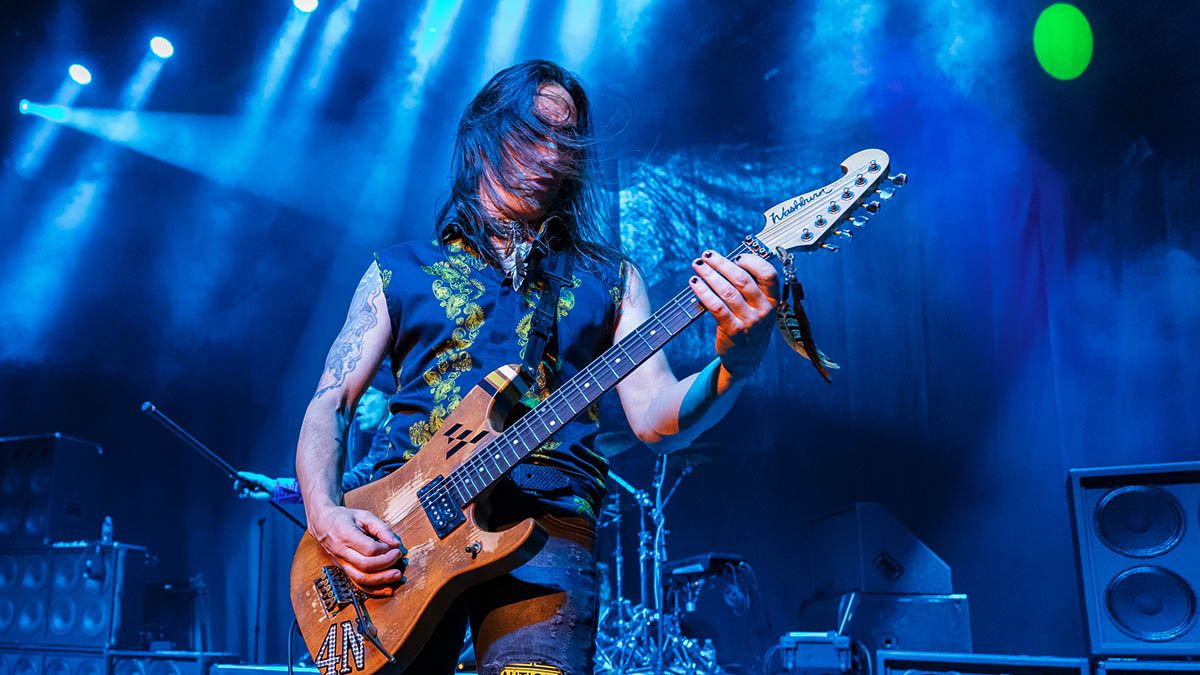 Nuno Bettencourt live onstage at the Fillmore, Detroit