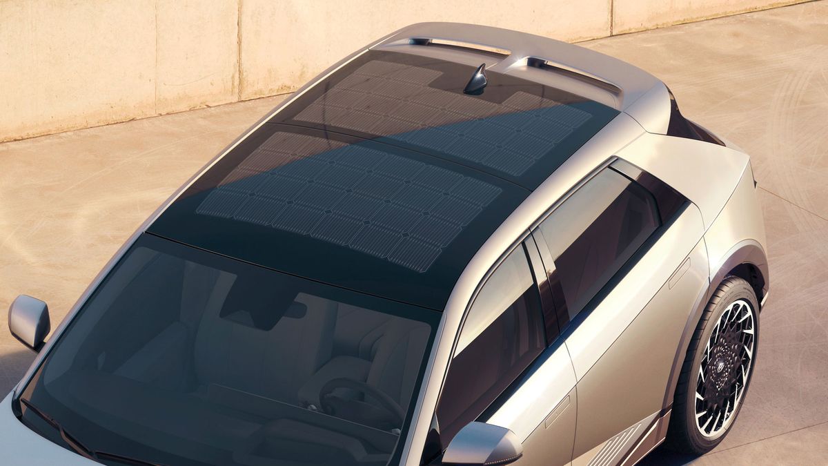 Hyundai's new electric car has a solar panel roof and can charge other EVs