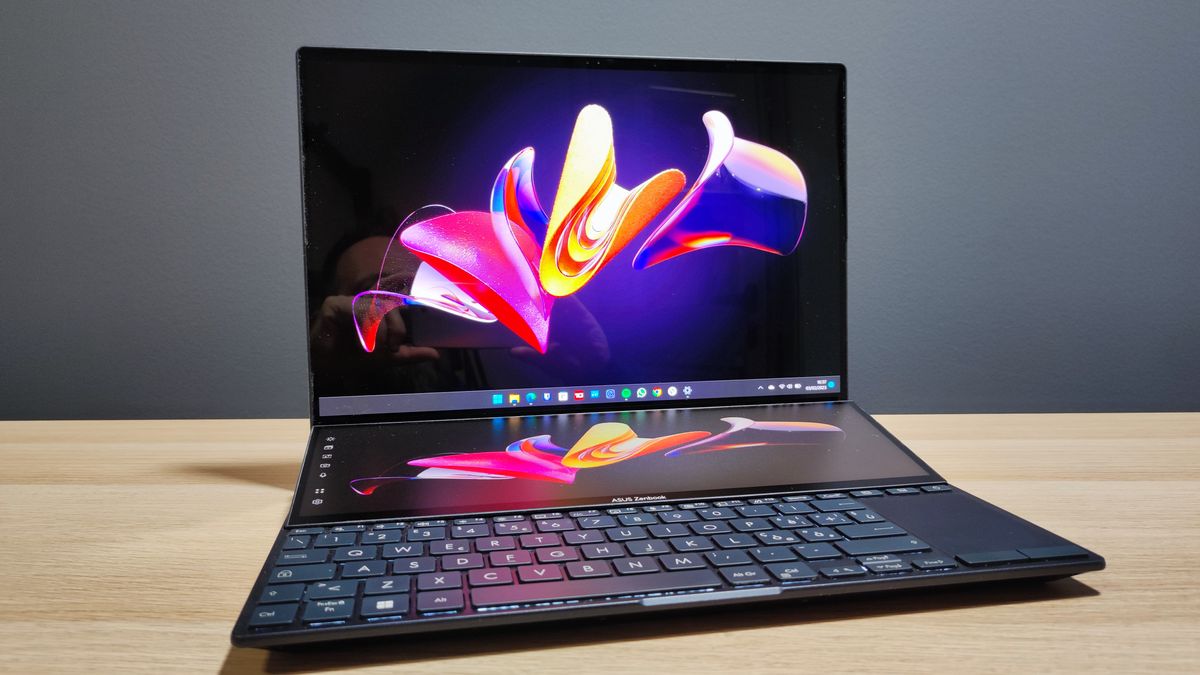 Asus Zenbook Pro 14 Duo OLED (UX8402)