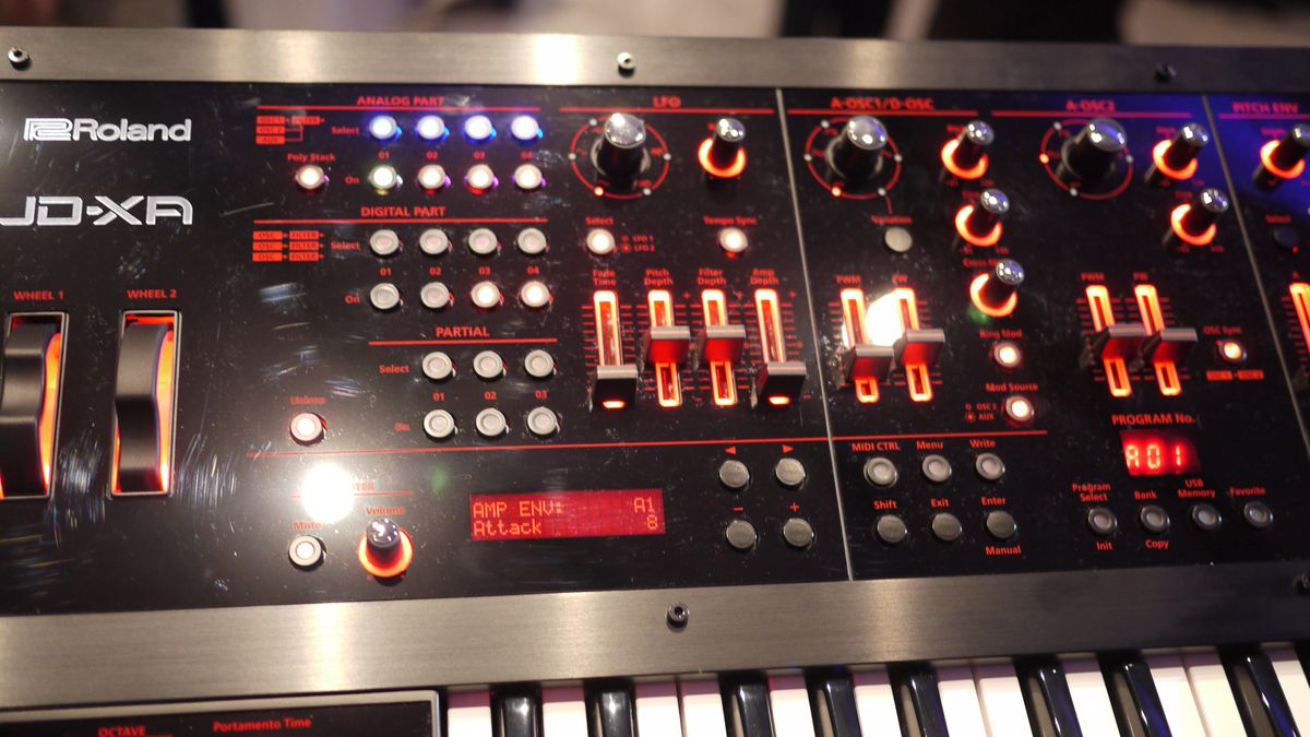 Official details are yet to be announced, but we can make some pretty decent guesses from looking at that control panel.