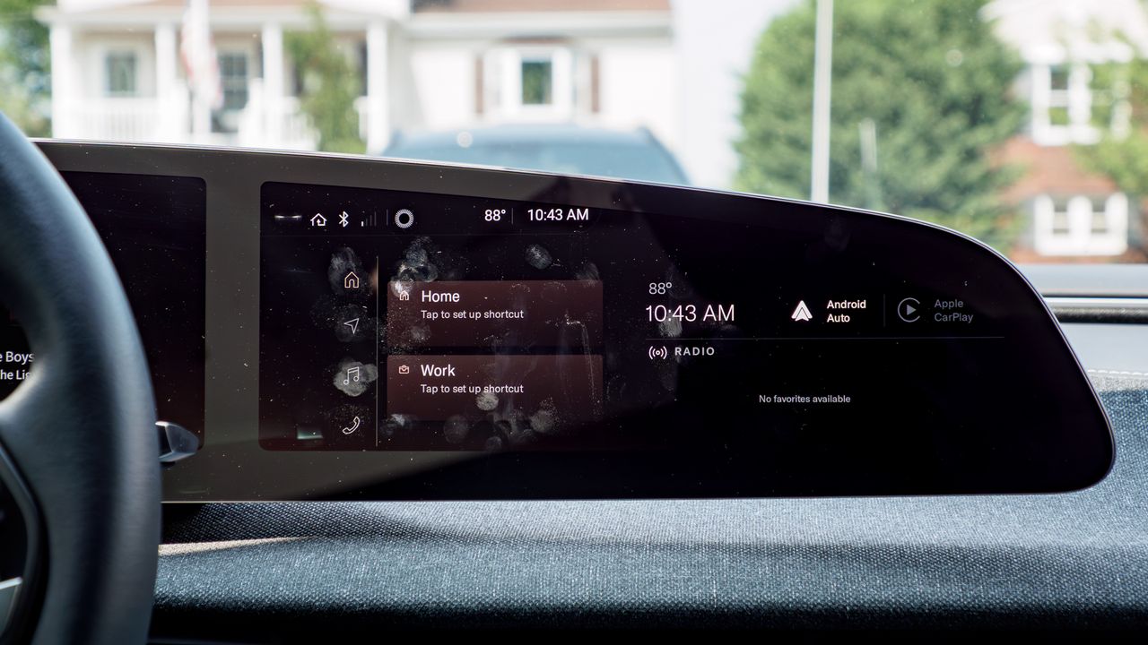 2026 Lucid Air Touring review.