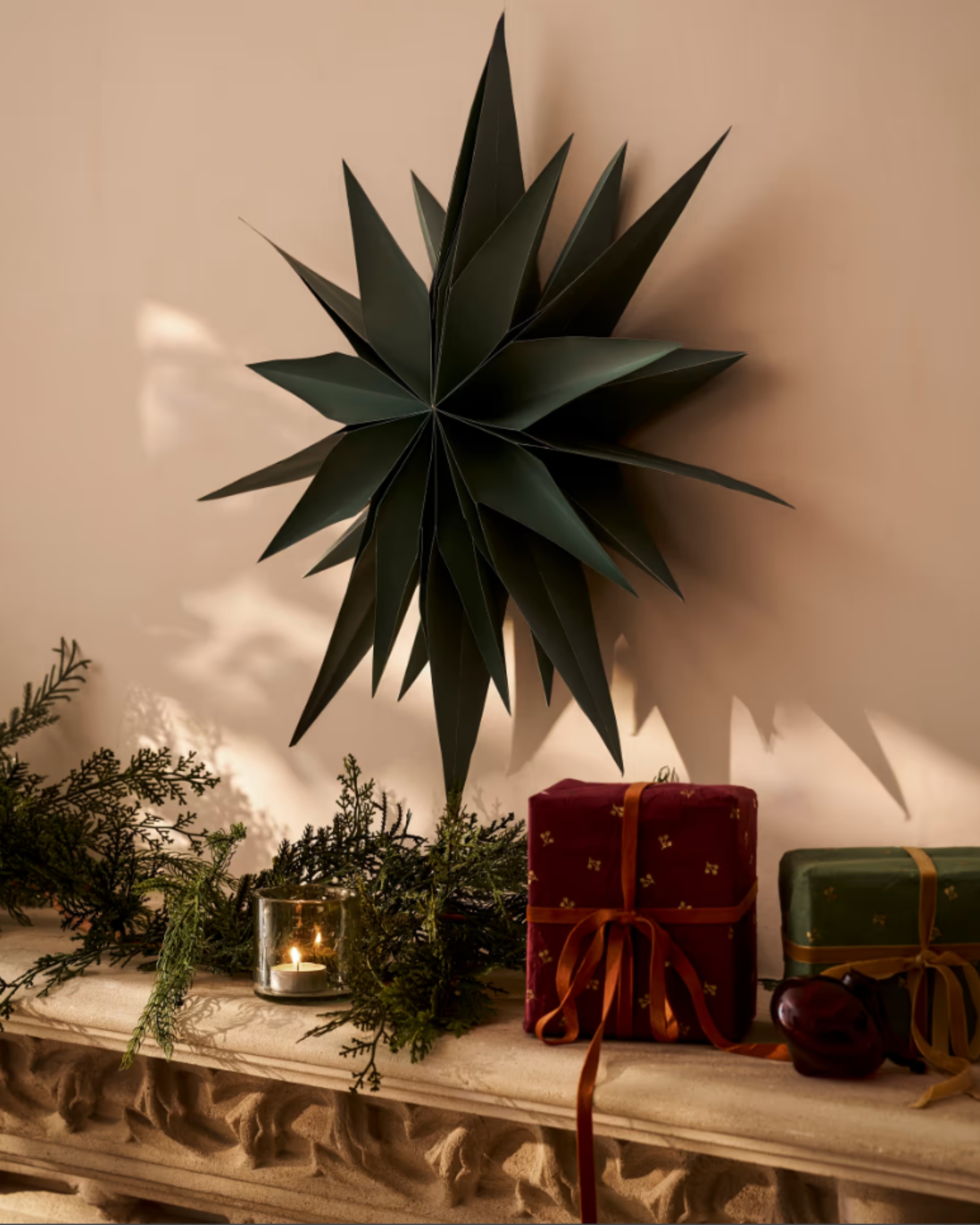 Garden Trading, Maddox Classic Christmas Star Large Rosemary