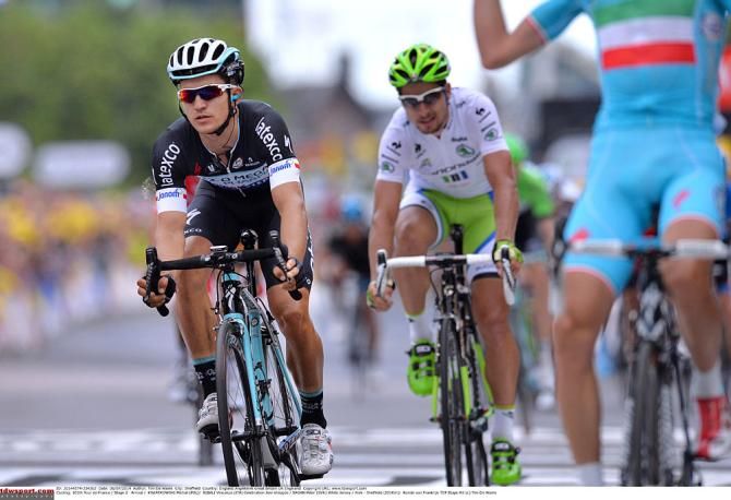 Peter Sagan and Michal Kwiatkowski finish up