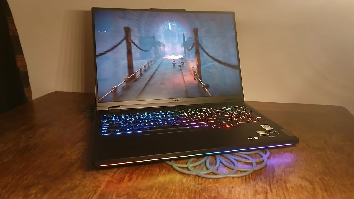 Lenovo Legion Pro 7i Gen9 gaming laptop