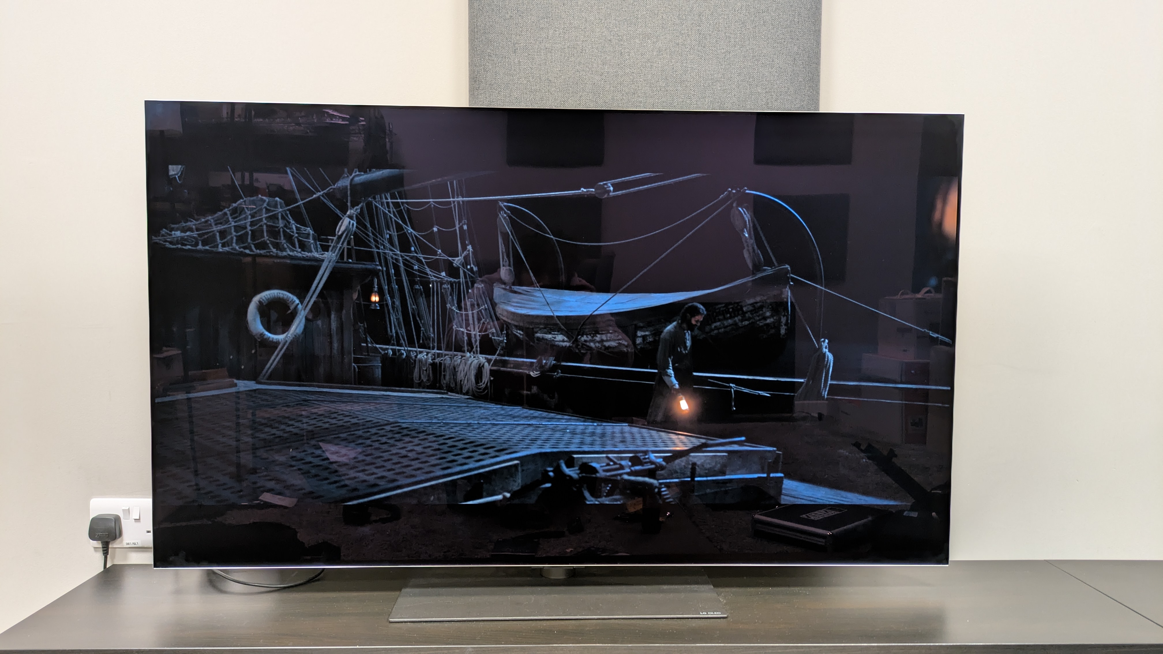 a shot of a man on deck from the last voyage of the demeter on LG G5 in Dolby Vision Filmmaker Mode