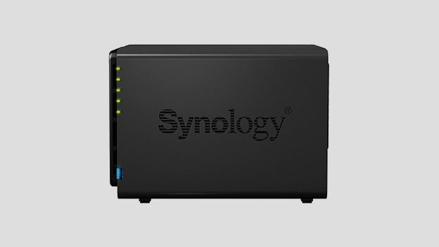 Synology DS415play NAS drive