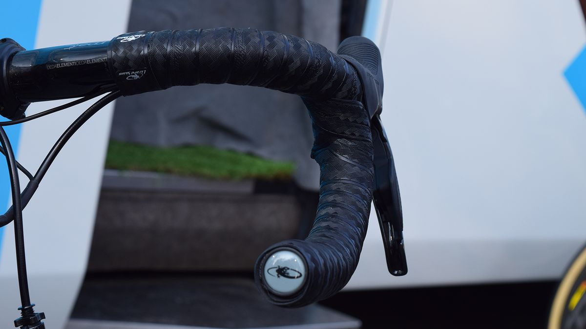 Double-wrapped handlebar tape is always difficult to finish off perfectly
