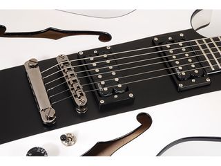 The black racing stripe is really complimented by the open humbuckers