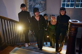 Tindra Monsen, Alva Bratt, Sandra Zubovic, Tea Stjärna, Sarah Gustafsson in Barracuda Queens season 2