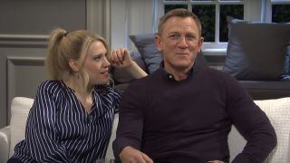 Kate McKinnon and Daniel Craig on SNL