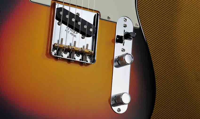 The Custom Shop Broadcaster pickup in the bridge position delivers one of the most iconic guitar sounds of all time
