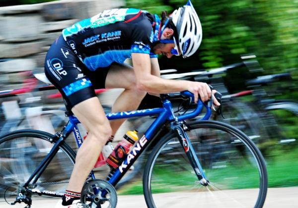 Hamblen hammers in the break.