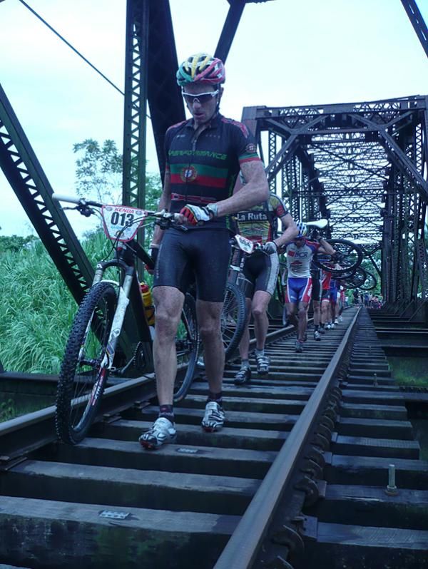 Luis Leao Pinto on his way to a stage win.