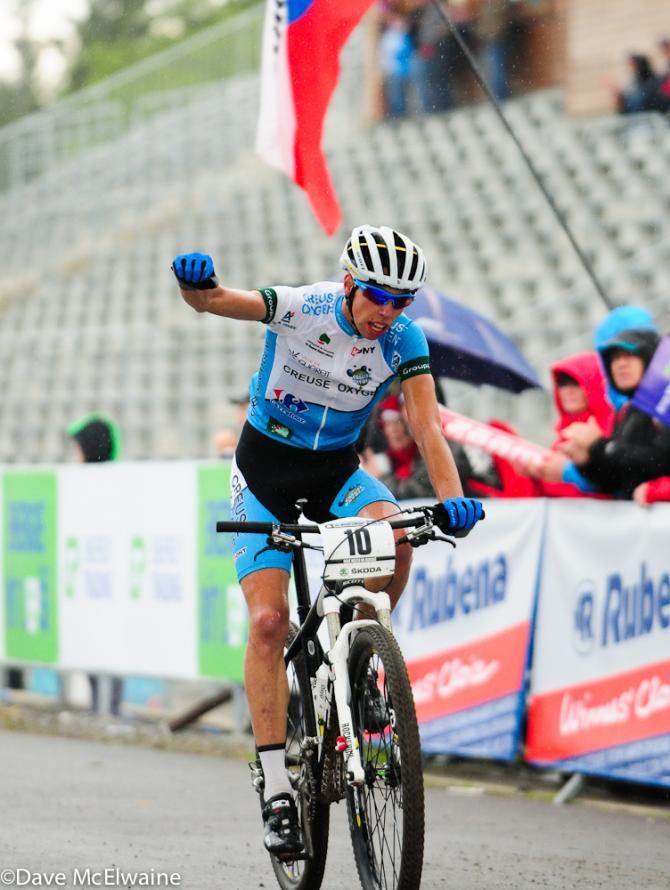 Romain Boutet (Creuse Oxygene) taking the silver medal