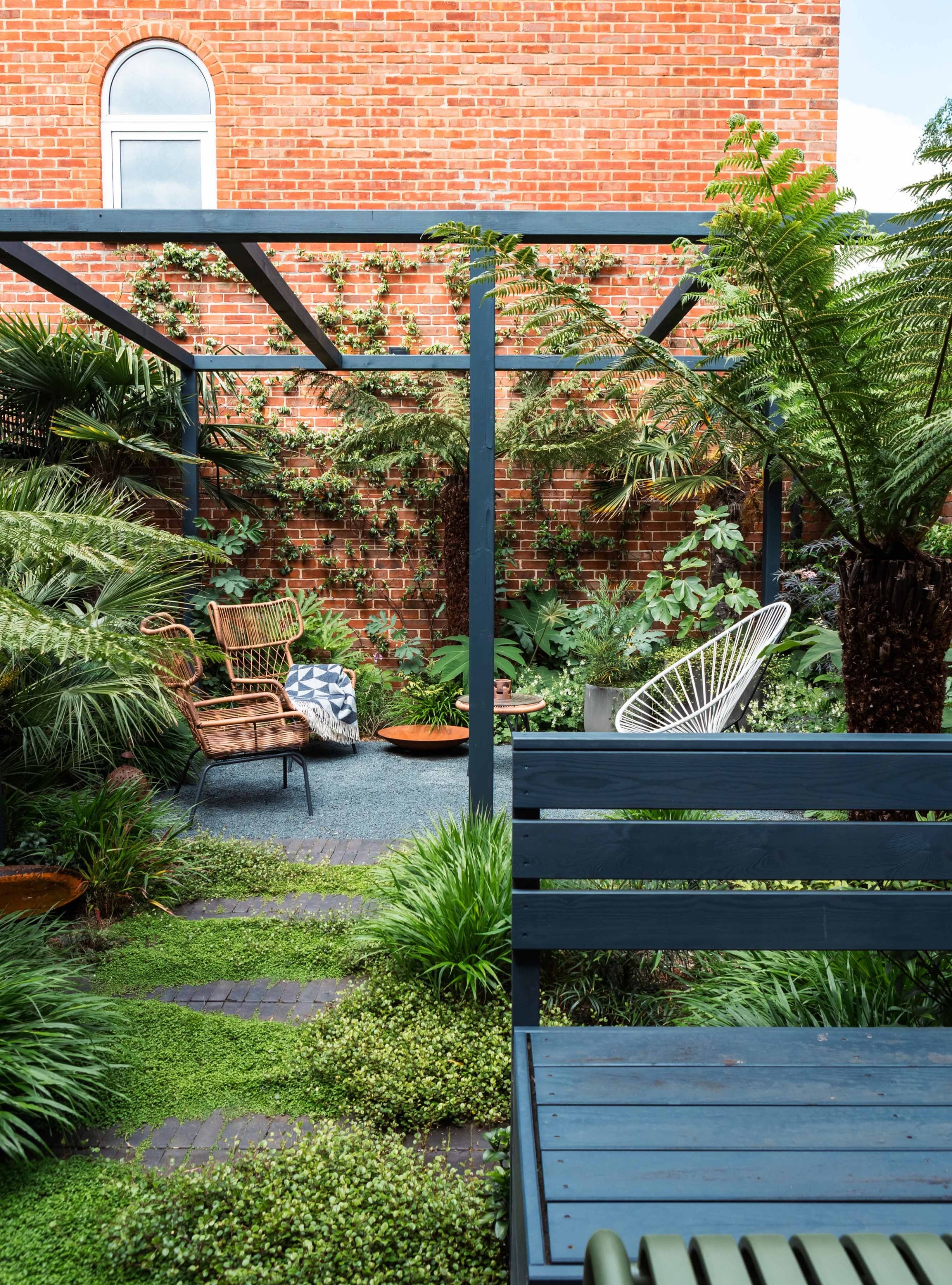 zoned garden with repeated immersive planting by GRDN
