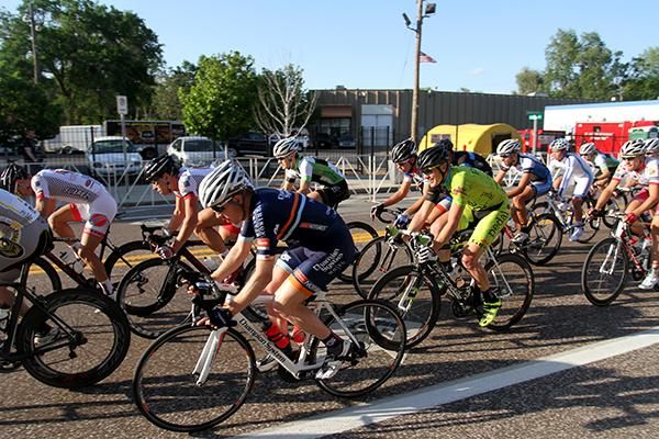 The men's field flies by at the Tour de Grove