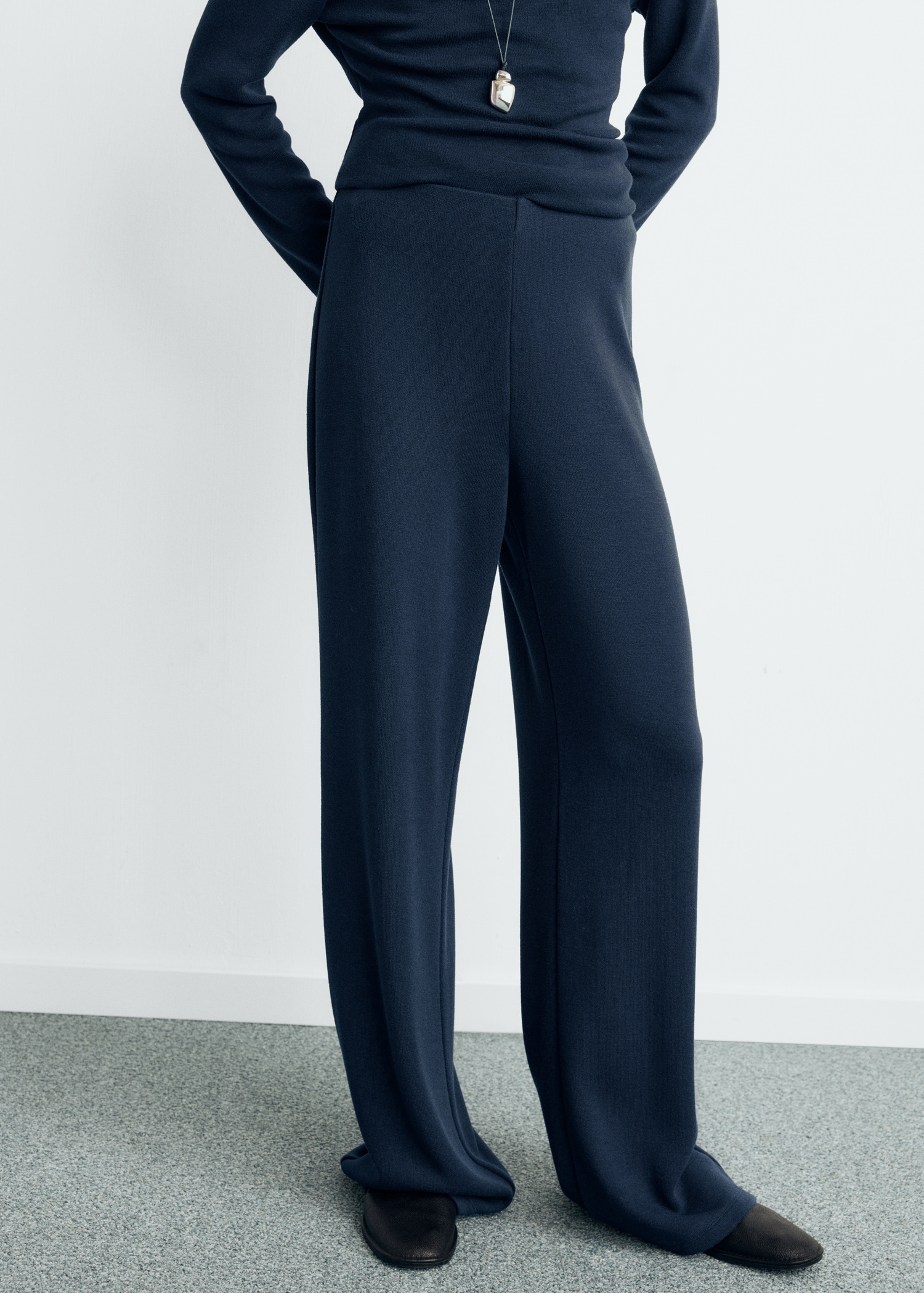Straight-Fit Trousers With Elastic Waist - Women | Mango United Kingdom
