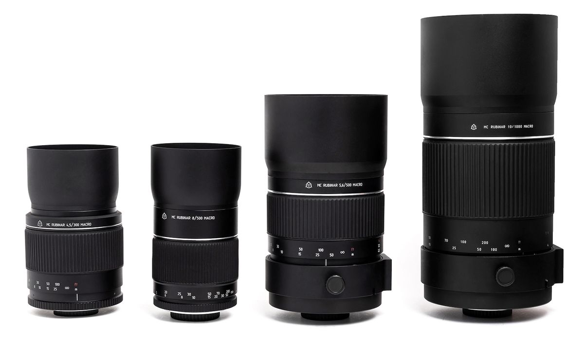 Mirrored super-tele lenses 