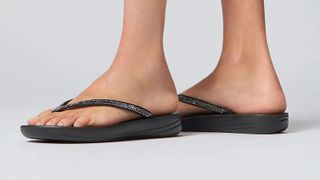 FitFlop iQushion on foot