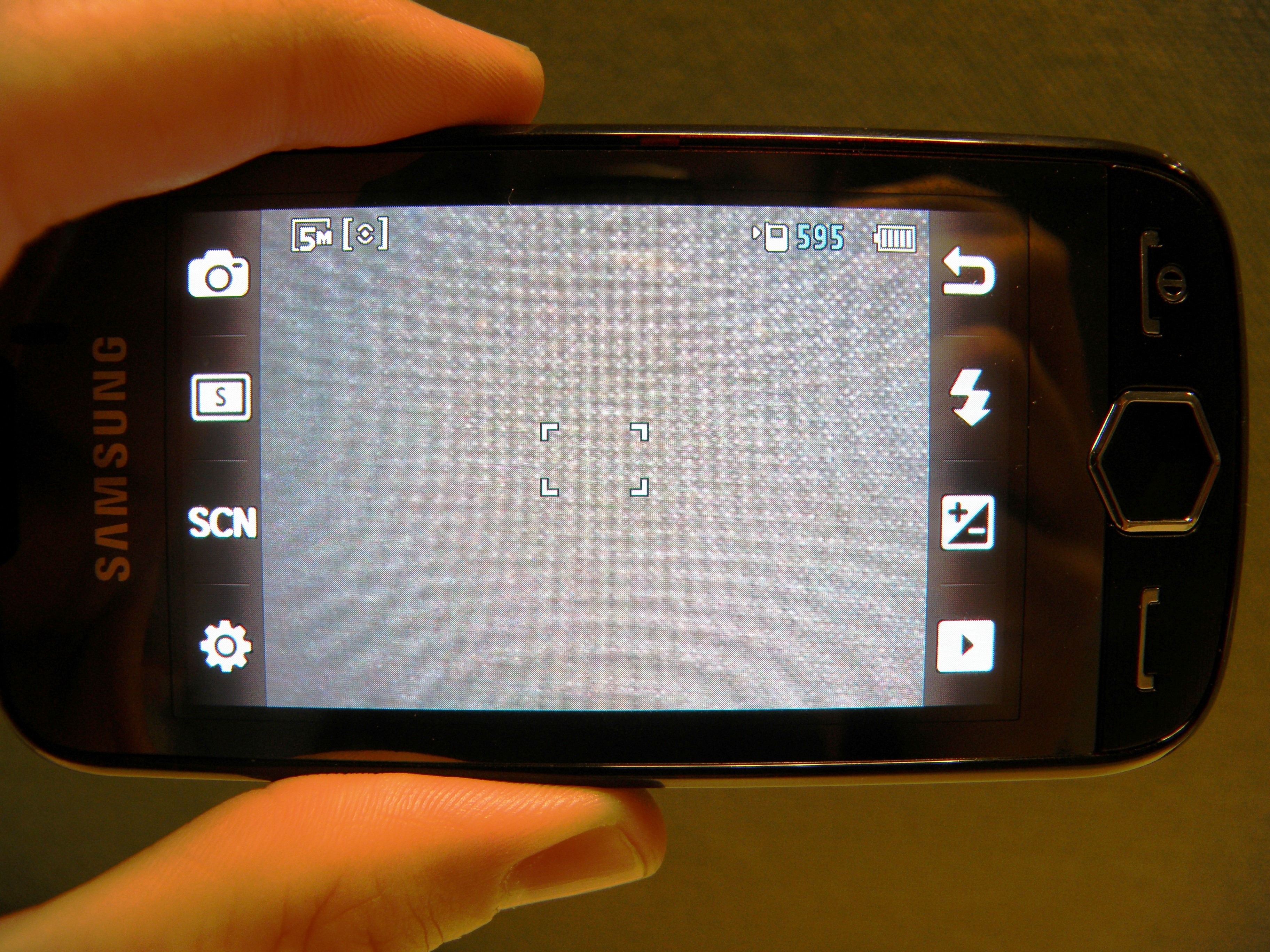 The samsung jet s8000 camera