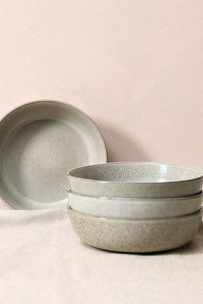 Best plate bowls - the 'plowls' that make dinner more stylish | Ideal Home