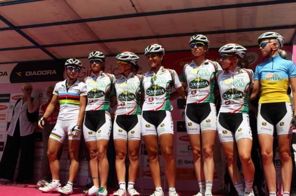 The Colavita Forno D'Asolo team on the podium before the stage to Bronzini's hometown, Piacenza