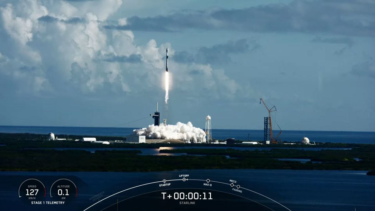 SpaceX telah meluncurkan 53 satelit Starlink, mendarat di Falcon 9 dengan drone