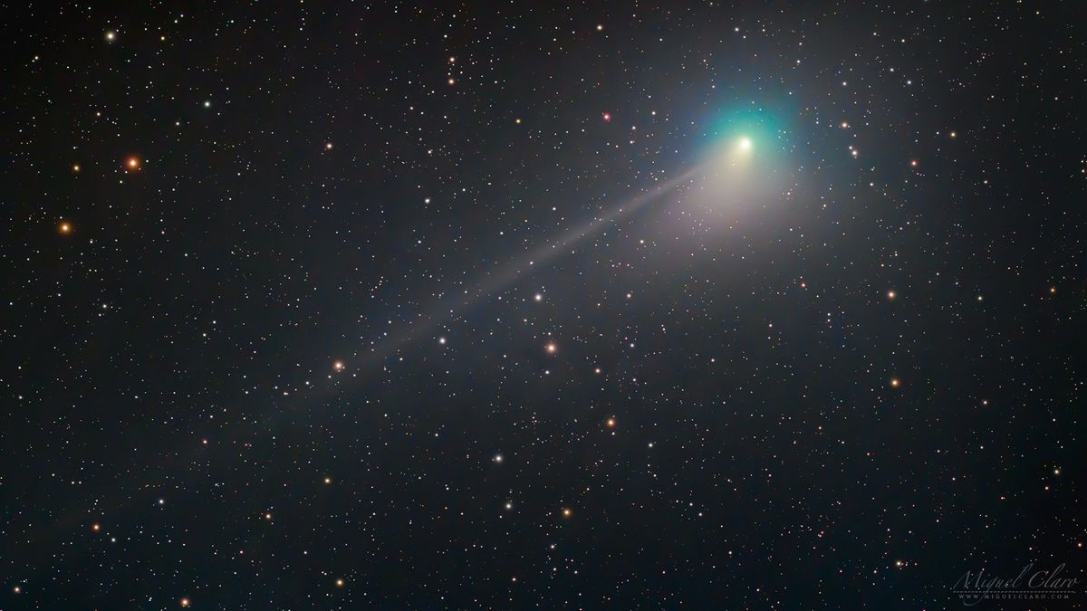 Comet C/2022 E3 (ZTF) shines bright while closest to the sun in gorgeous photo - Space.com