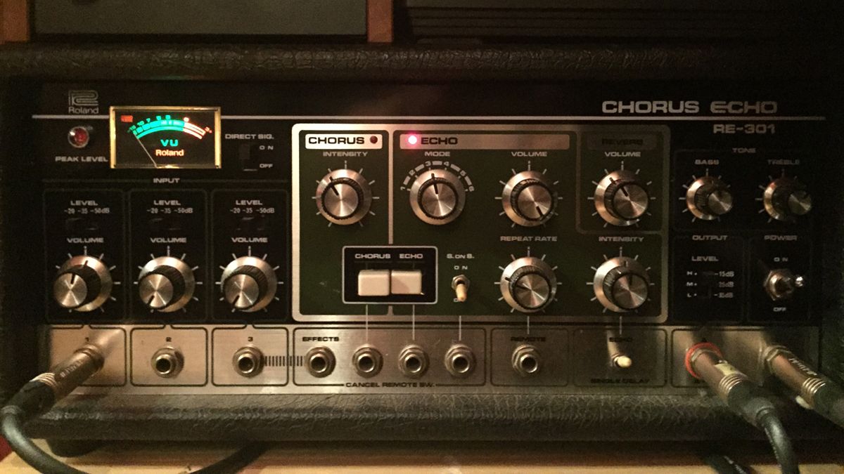 Roland Chorus Echo.