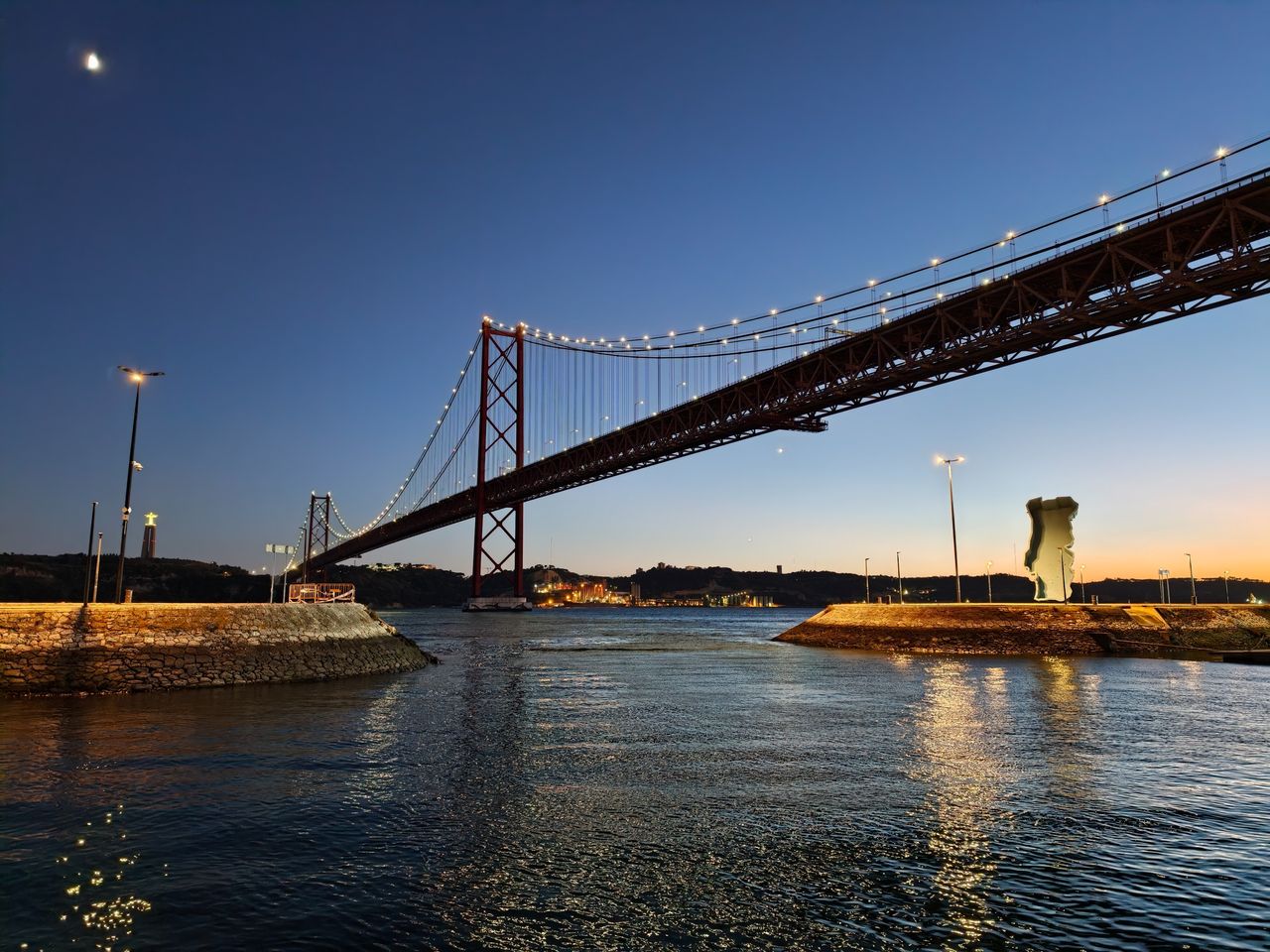 Oppo Find X10 Pro Max image sample gallery: a bridge over a body of water at last light