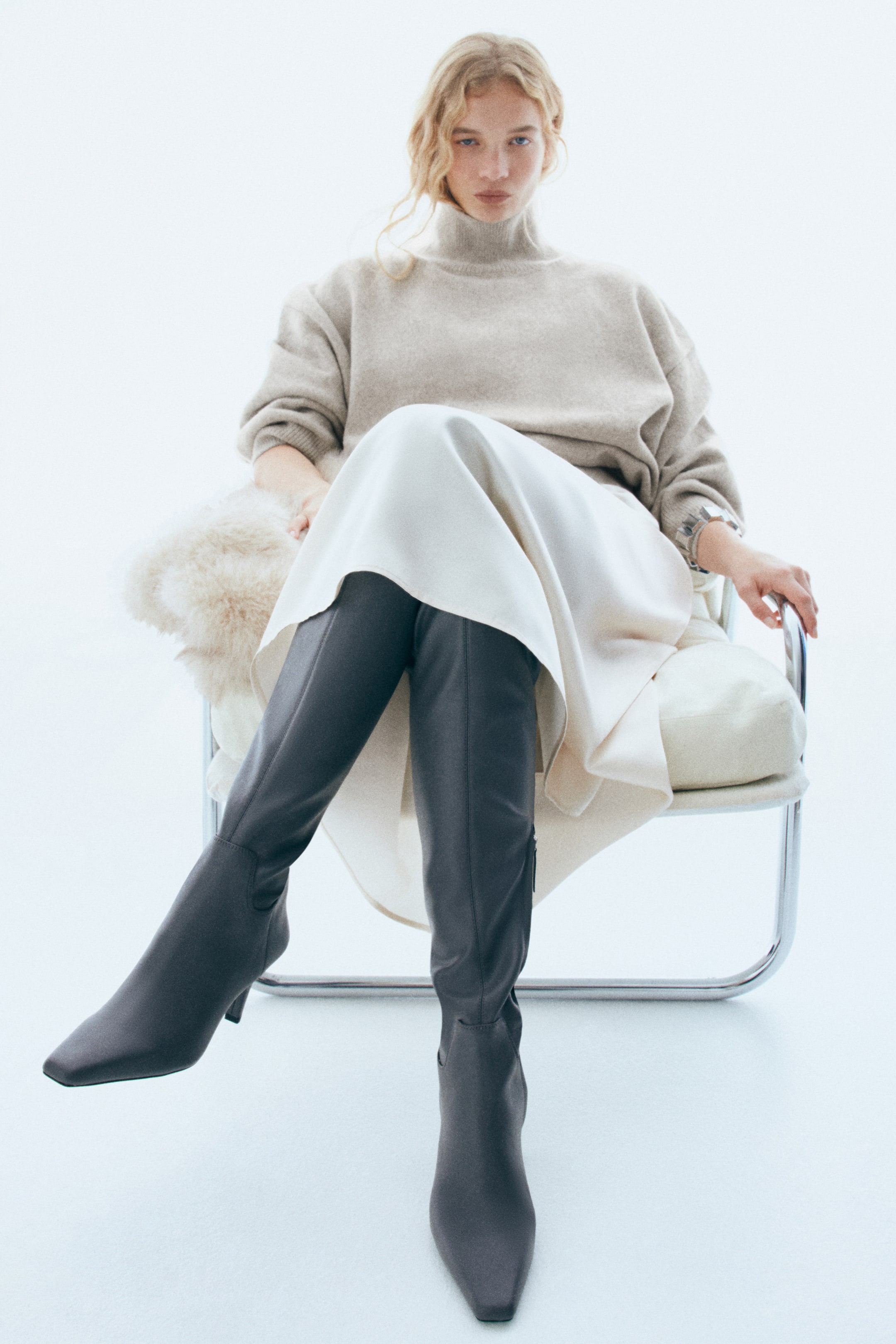 Oversized Turtleneck Jumper - Light Mole Marl