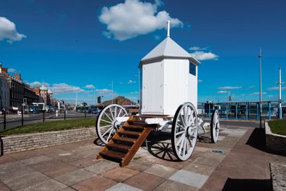Fig 9: A replica of George III&rsquo;s bathing machine at Weymouth, Dorset. Credit: Alamy