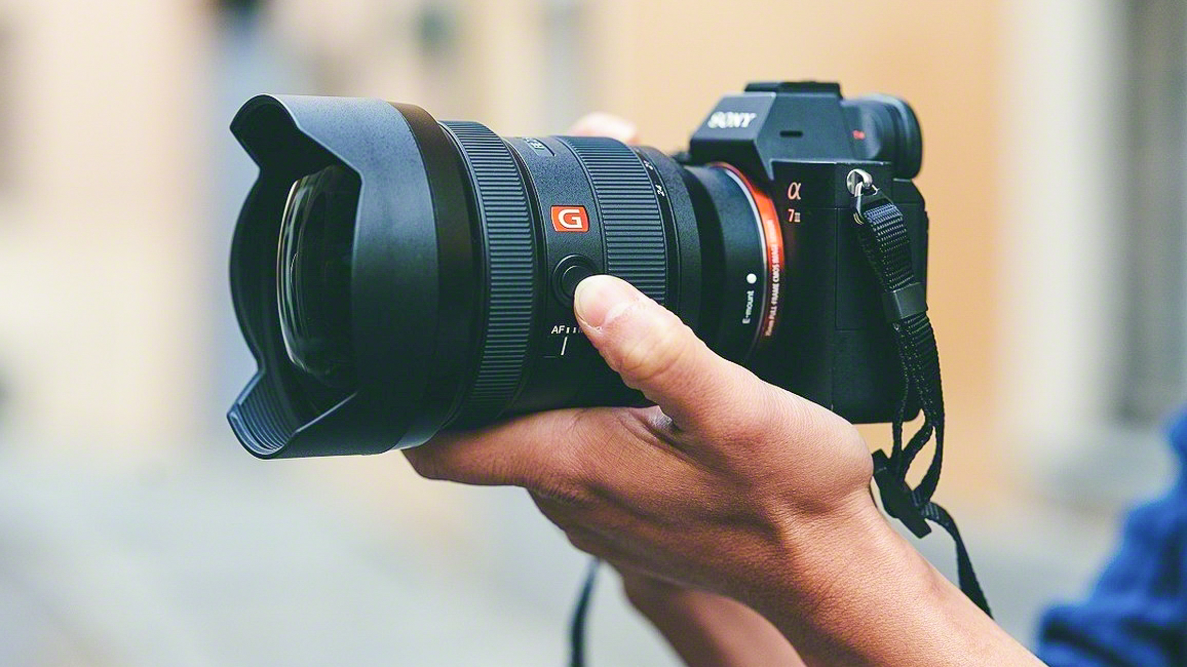 sony fe video lens