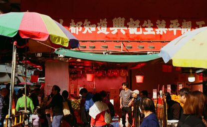 hong kong local guide