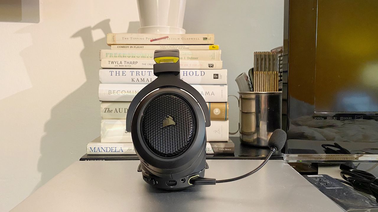 Corsair HS70 Bluetooth