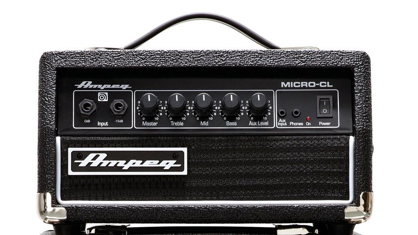 The control panel offers a choice of two inputs, a standard 0dB and a -15dB for use with active basses