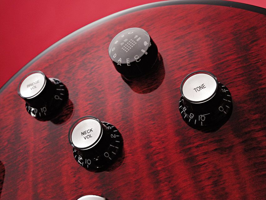 The push/pull MCK has 11 positions and handles tuning and tone presets
