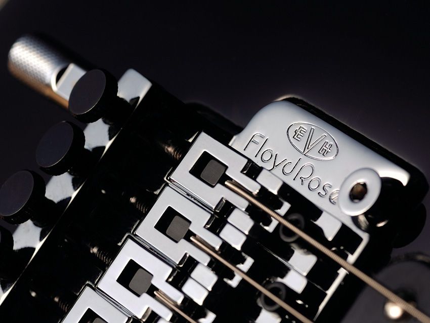 Floyd Rose's first official signature vibrato