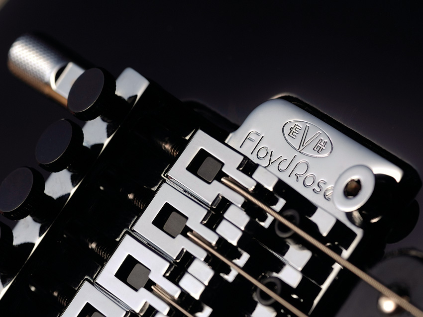 Floyd Rose's first official signature vibrato