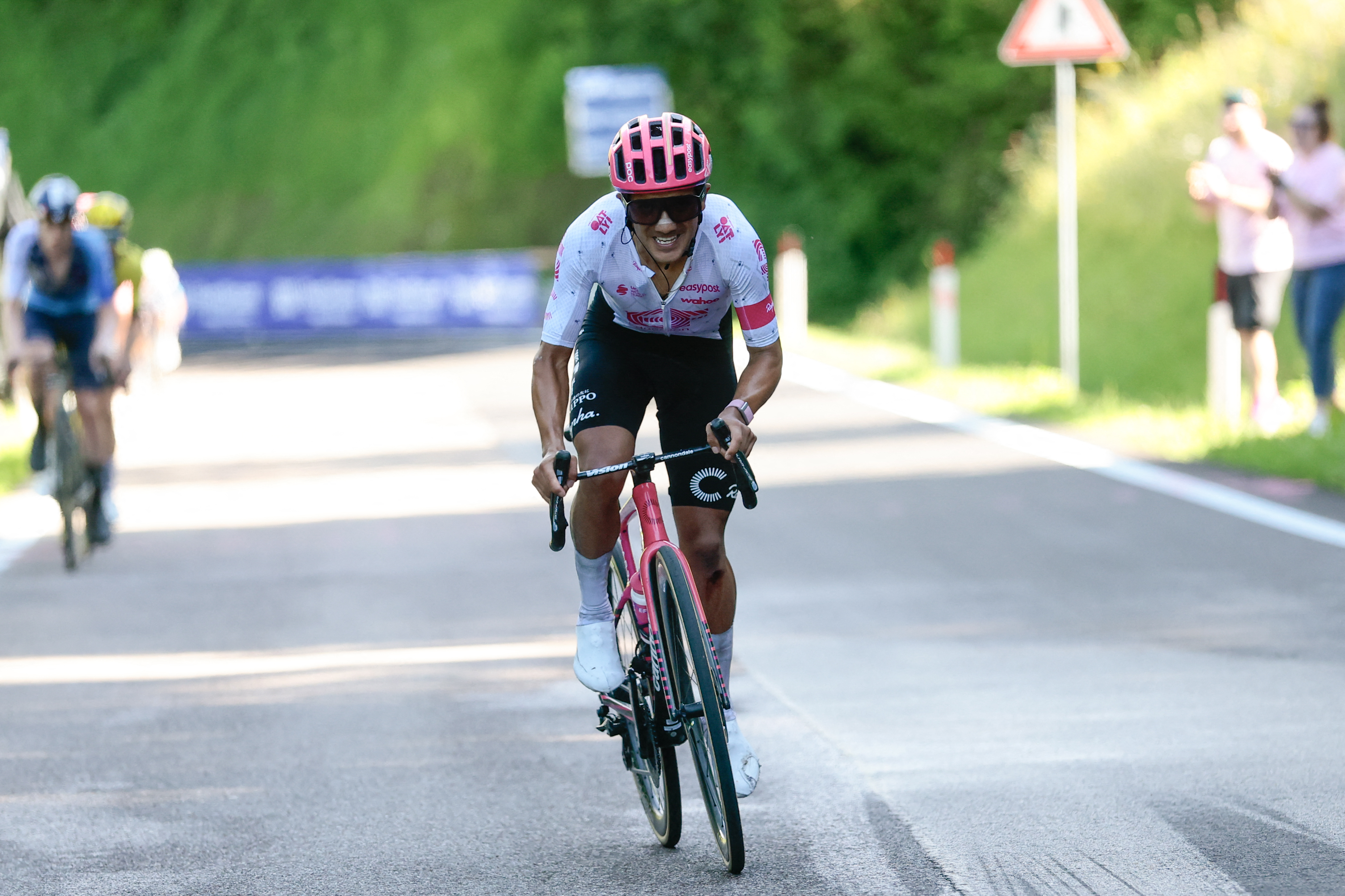 EF Education - EasyPost's Ecuadorian rider Richard Carapaz rides in the ascent of San Valentino during the 16th stage of the 108th Giro d'Italia cycling race of 203kms from Piazzola sul Brenta to San Valentino on May 27, 2025. (Photo by Luca Bettini / AFP) (Photo by LUCA BETTINI/AFP via Getty Images)