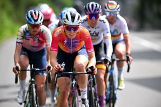 Demi Vollering isolated in breakaway close to the finish at Fleche Wallonne