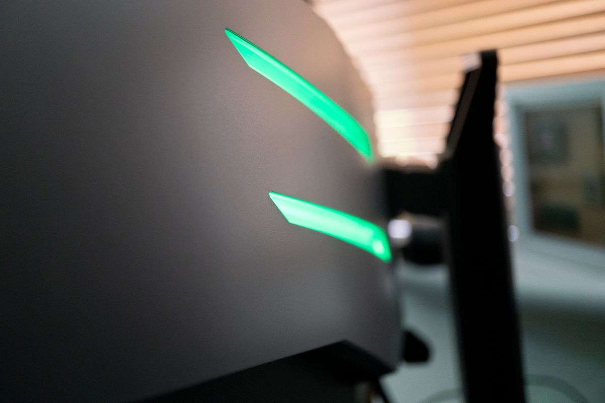 AOC Agon AG352UCG6