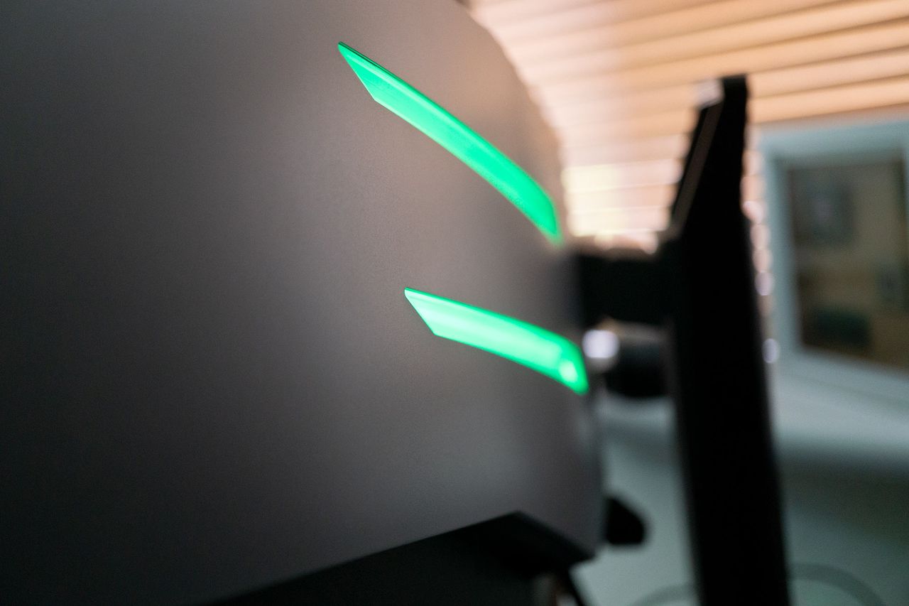 AOC Agon AG352UCG6