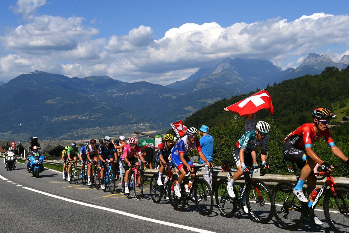 No Covid positives at Tour de France after testing, 165 riders head into second week