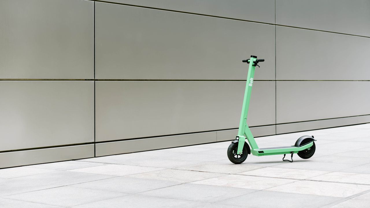 Are electric scooters legal in the UK? 