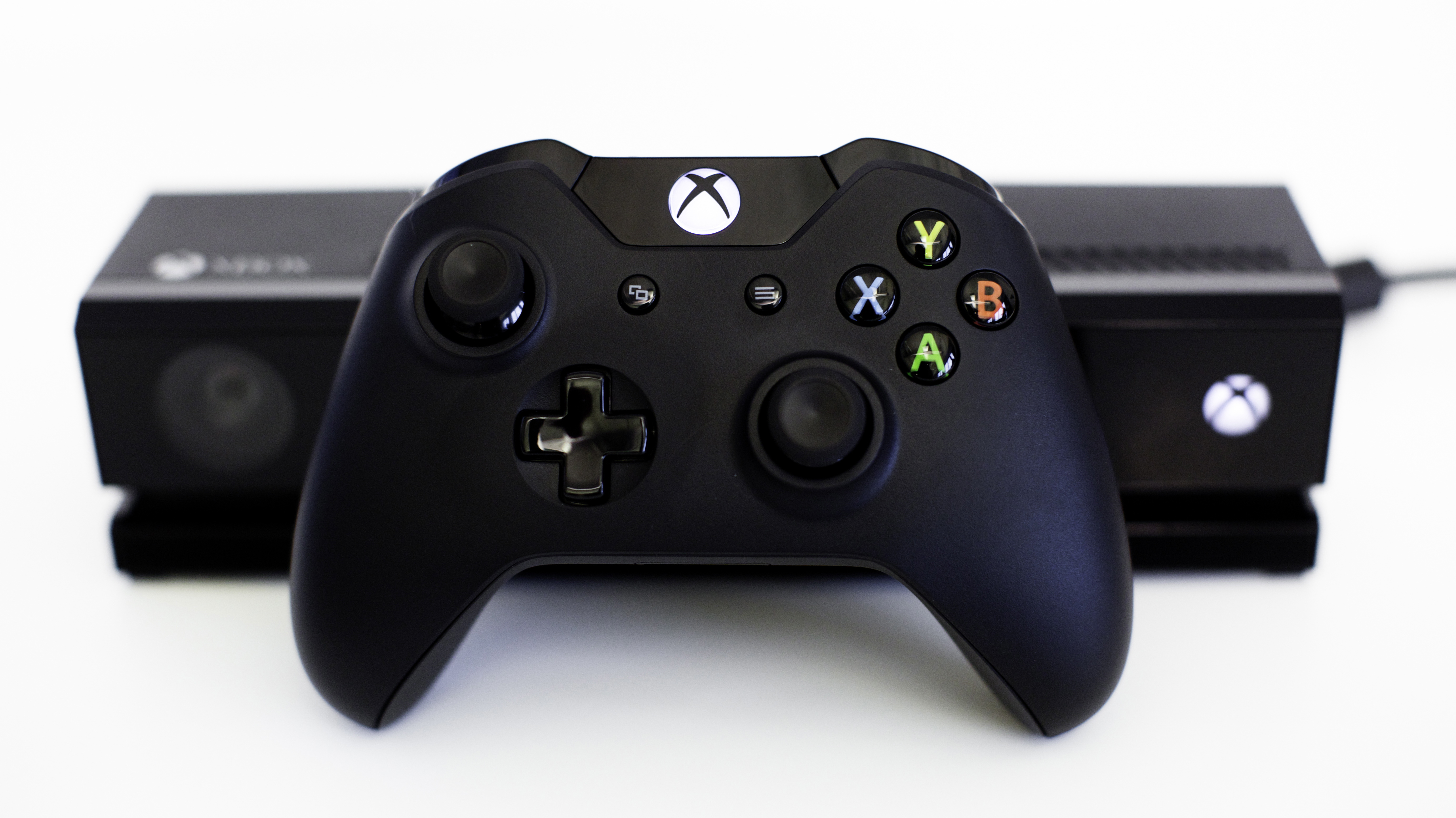 Xbox One and controller